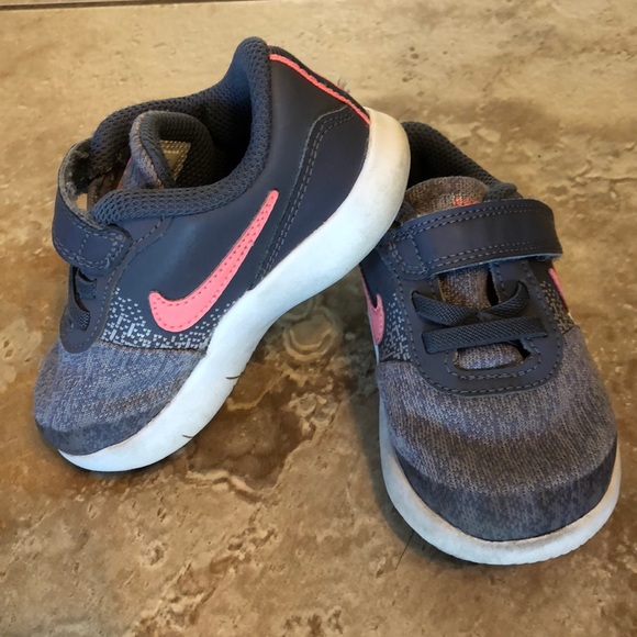 nike shoes youth size 6